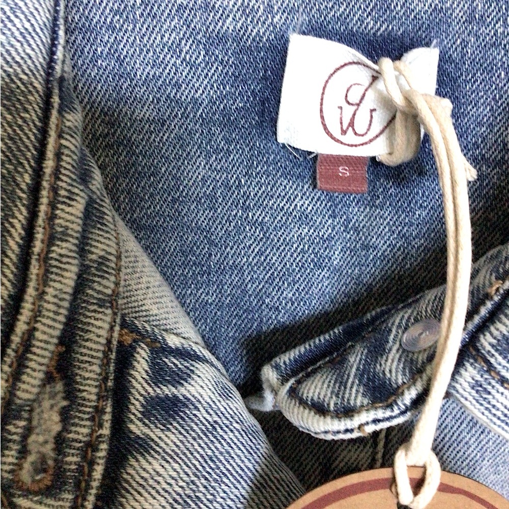 Driftwood DW Steer Head Denim Shacket NWT - Picture 6 of 7